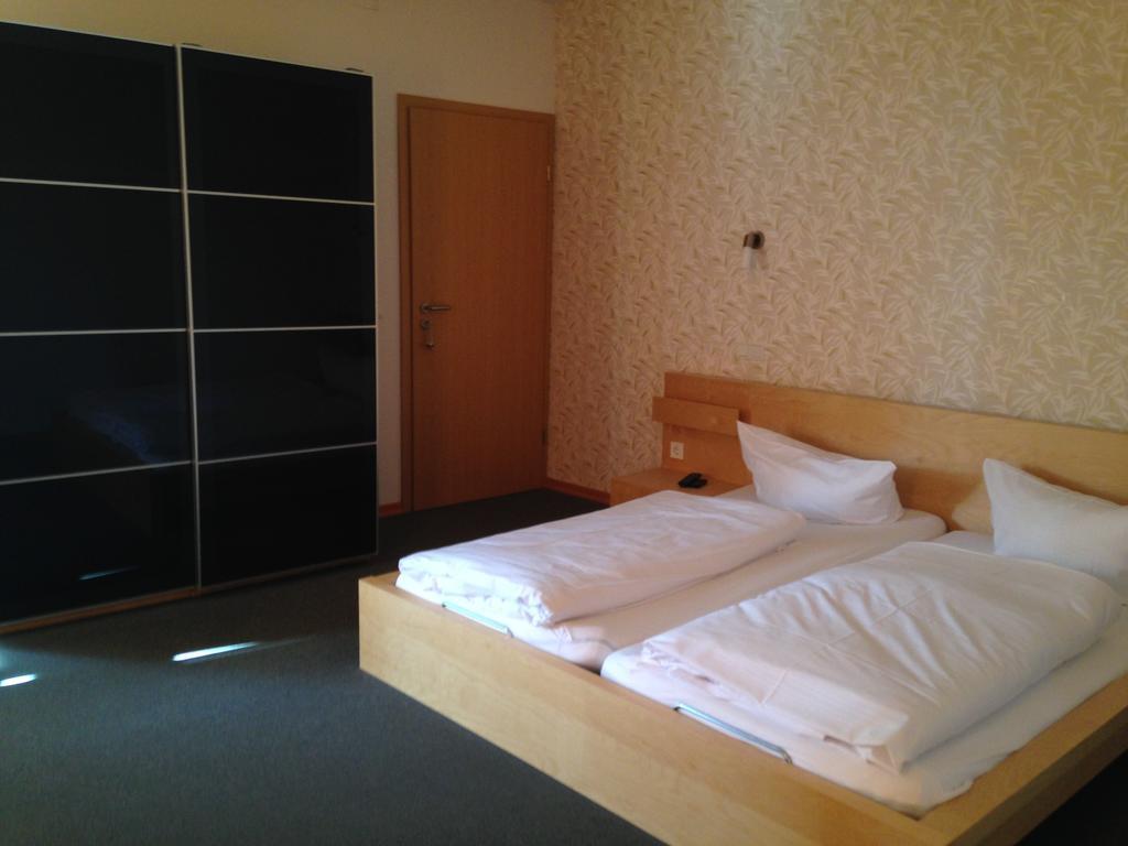 Hotel Oldenburger Hof Birkenfeld  Esterno foto
